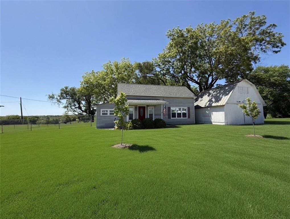 307 E 1100 Road — photo 38