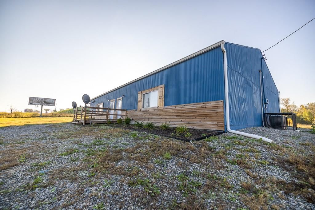700 W 40 Highway — photo 27