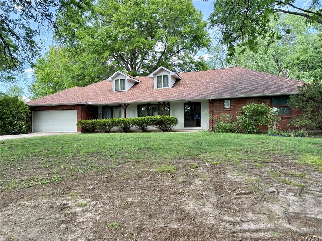 538 Lindley Drive, Lawrence, KS