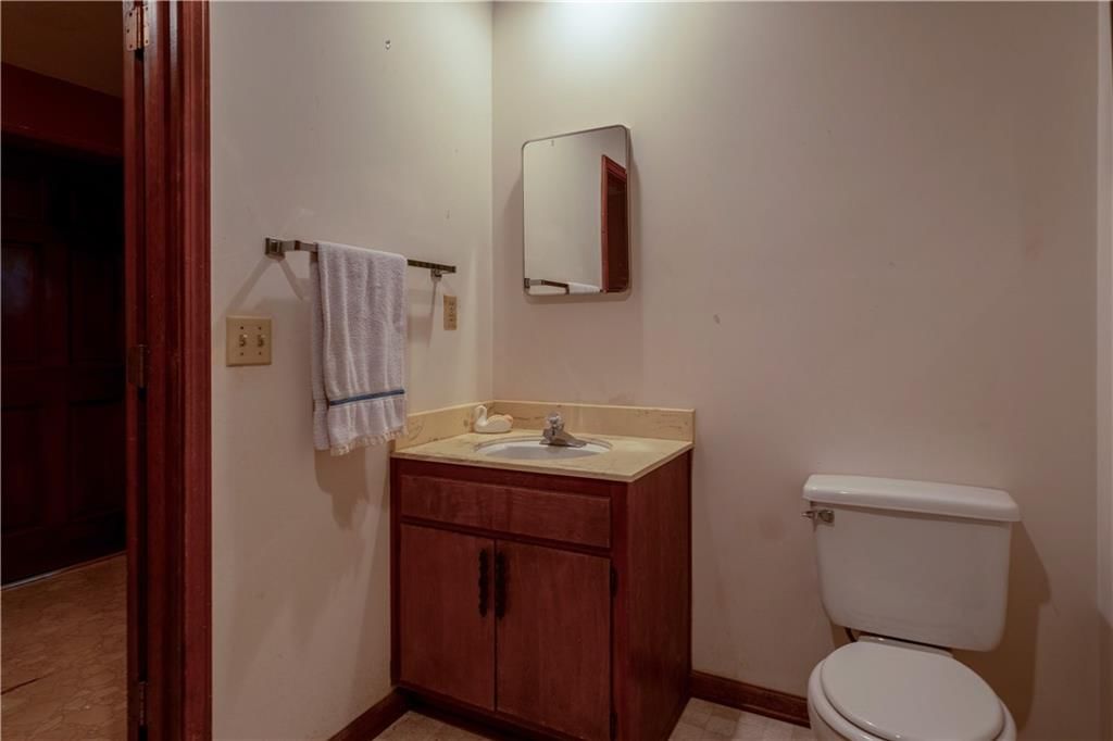 538 Lindley Drive — photo 15