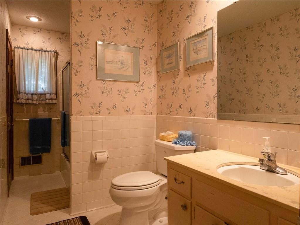 538 Lindley Drive — photo 23