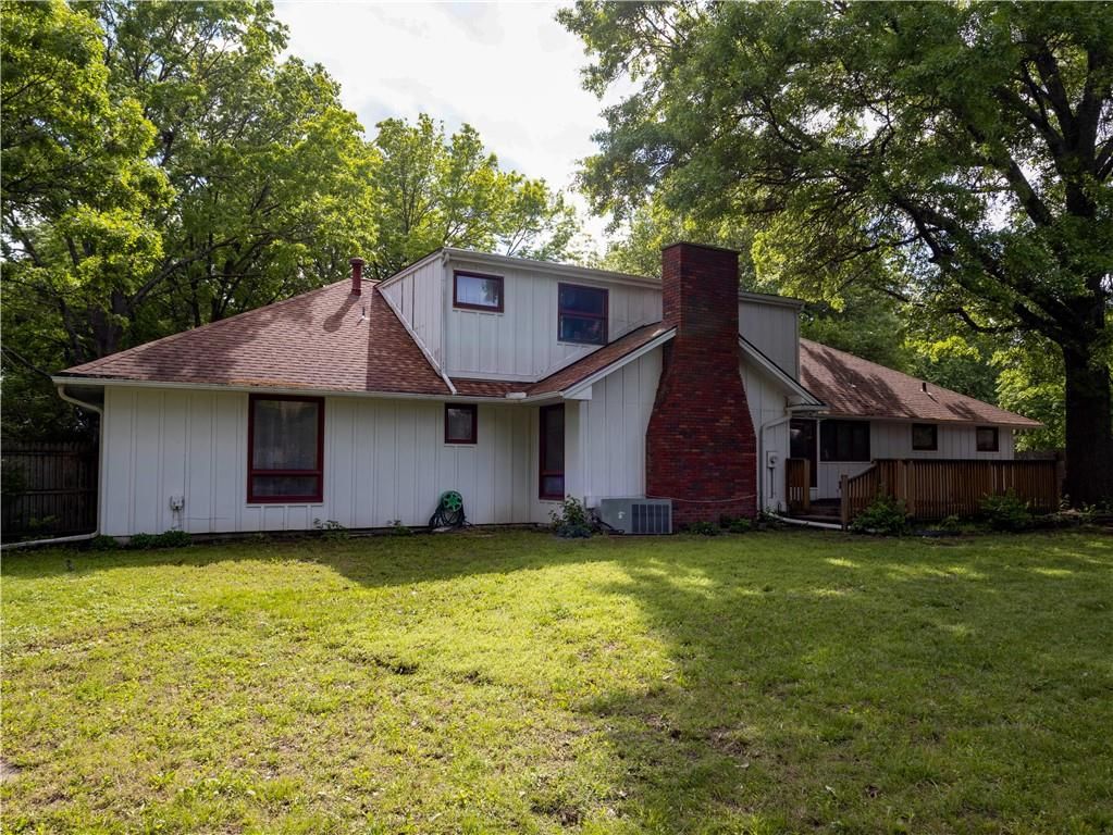 538 Lindley Drive — photo 32