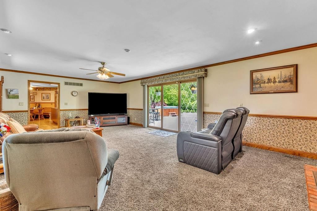 501 SE Mount Zion Road — photo 11