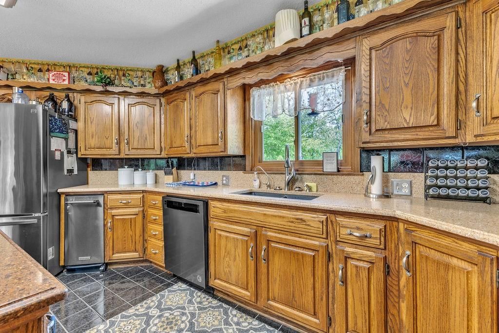 501 SE Mount Zion Road — photo 16