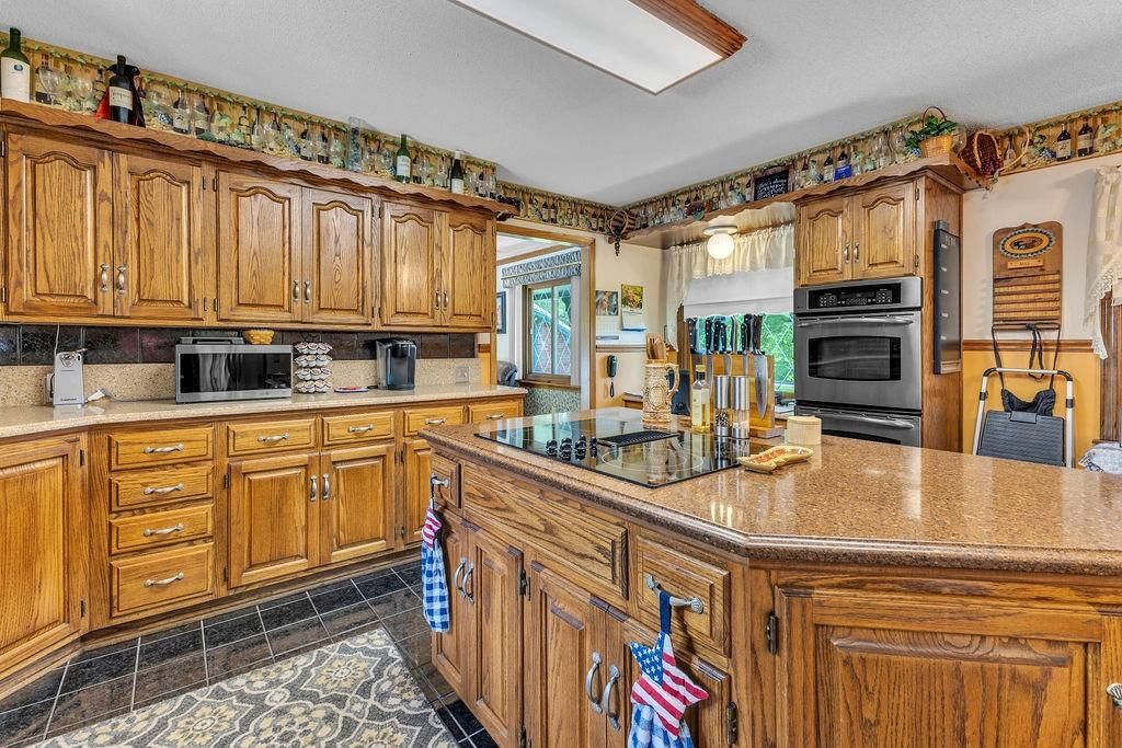 501 SE Mount Zion Road — photo 17