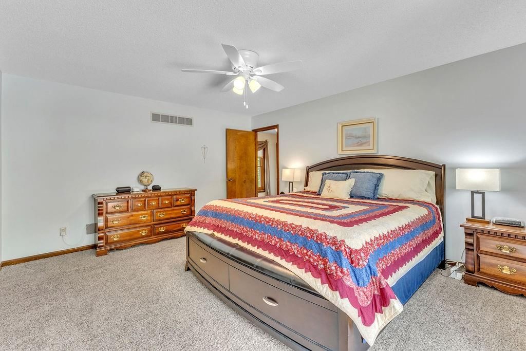 501 SE Mount Zion Road — photo 32