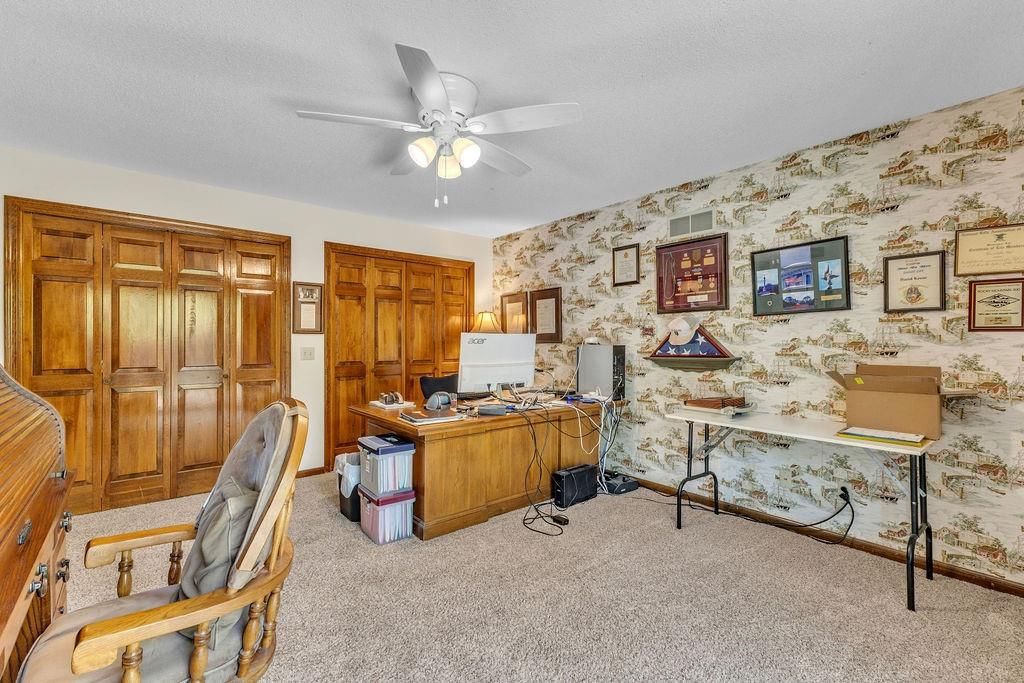 501 SE Mount Zion Road — photo 35