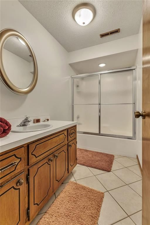 501 SE Mount Zion Road — photo 37