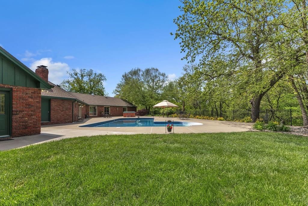 501 SE Mount Zion Road — photo 84