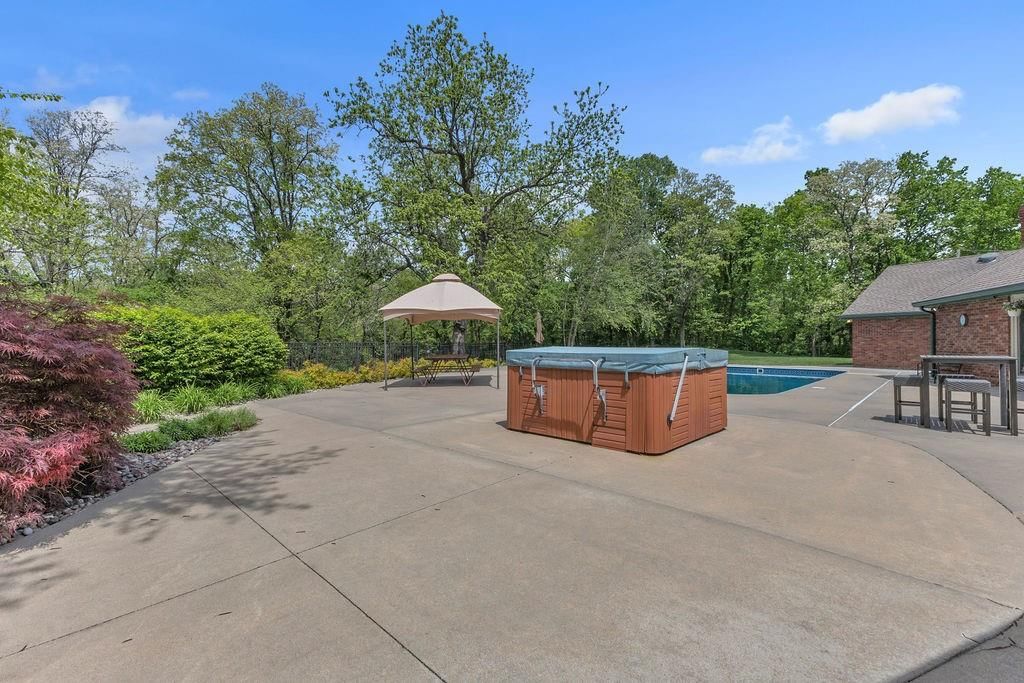 501 SE Mount Zion Road — photo 86