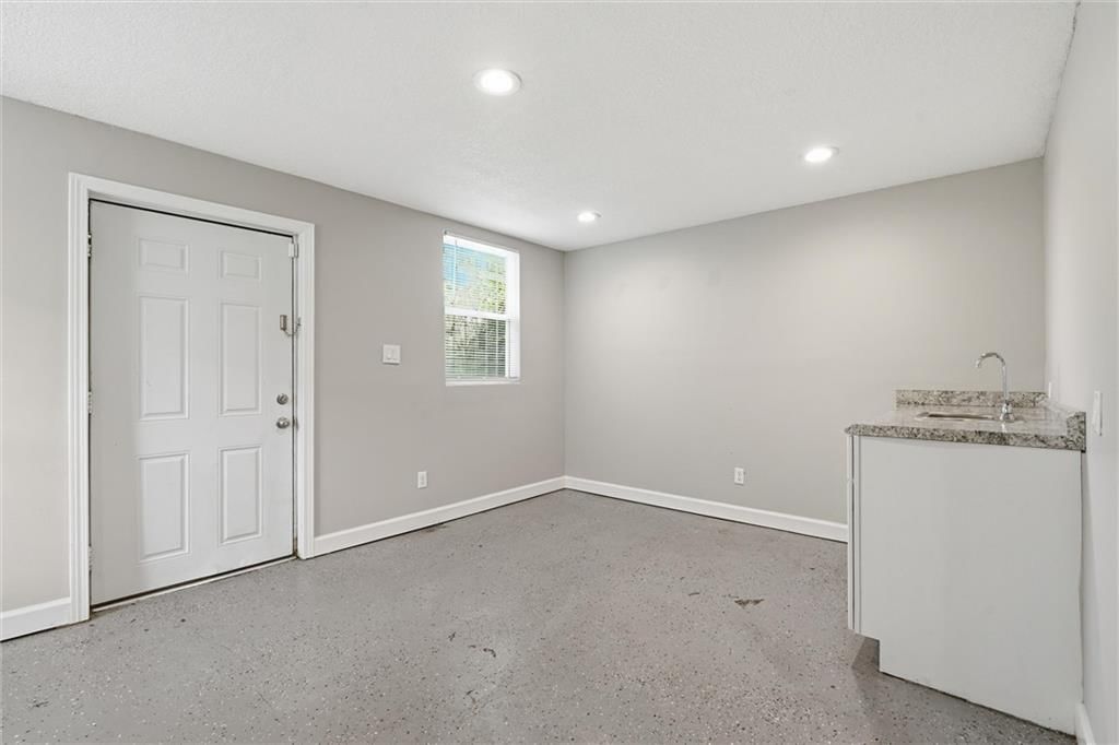 4308 Highland Avenue — photo 22