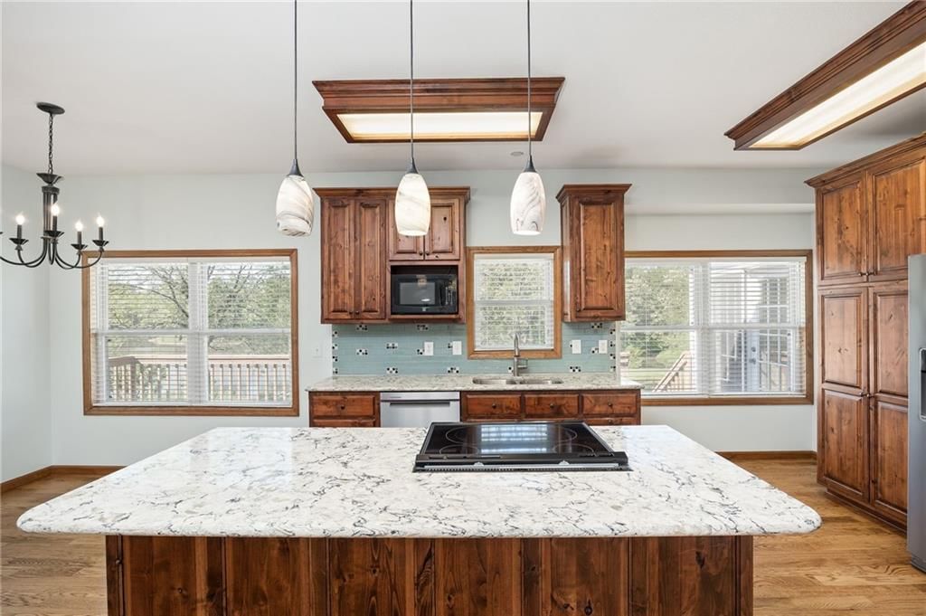128 Lakeview Drive — photo 14