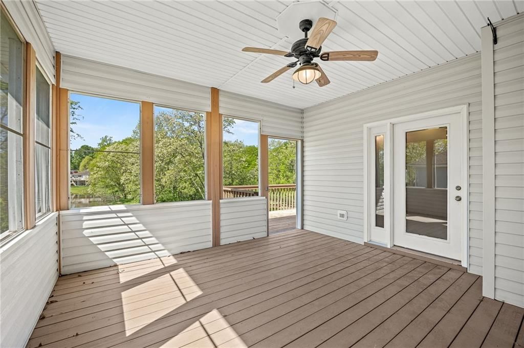 128 Lakeview Drive — photo 15