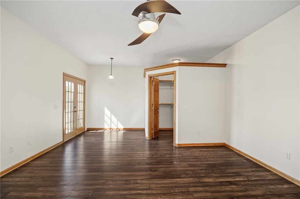 128 Lakeview Drive — photo 19