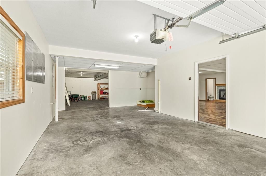 128 Lakeview Drive — photo 39