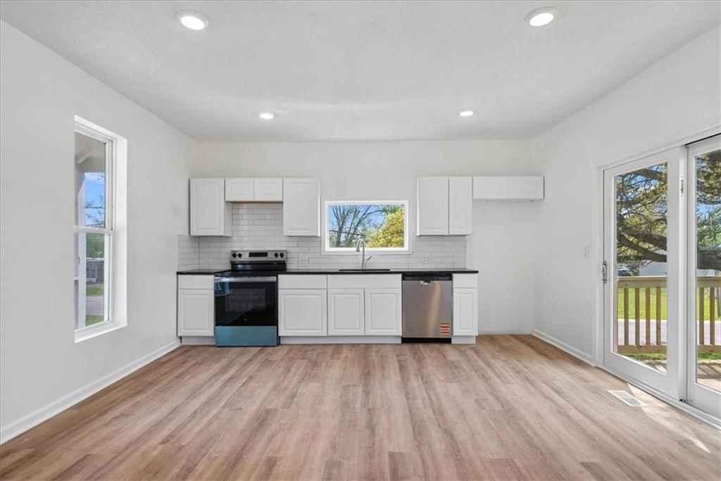 125 S Cambell Street — photo 4