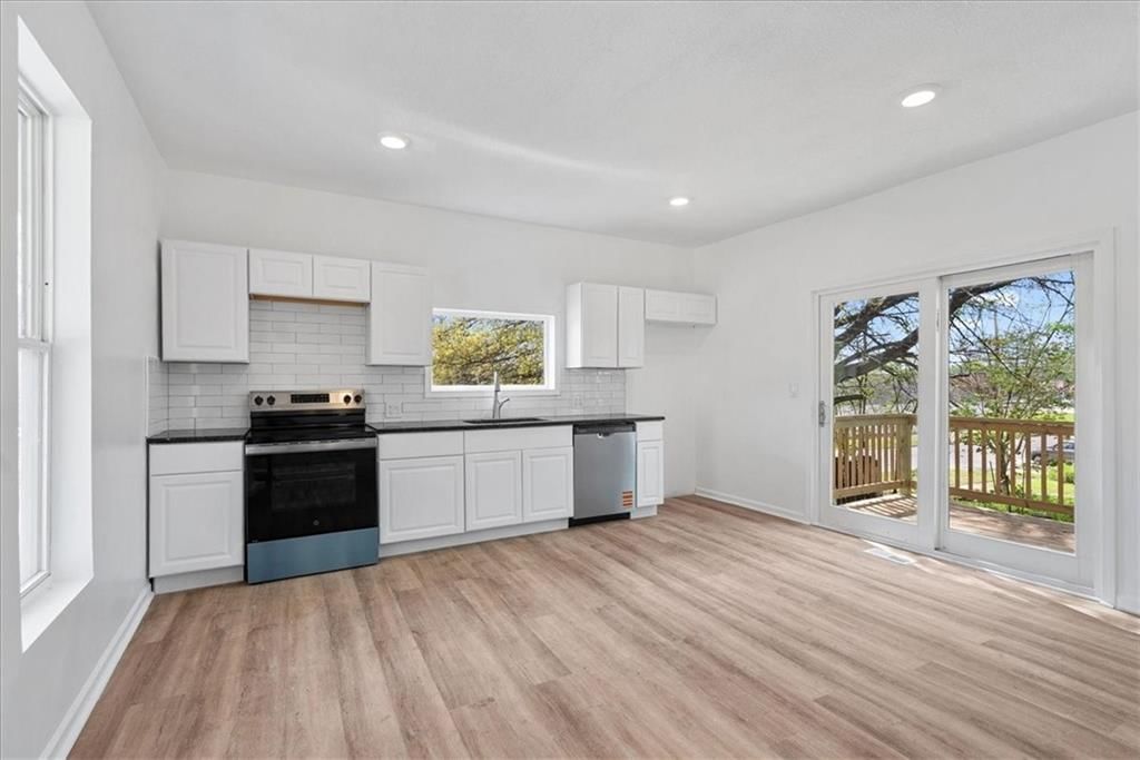 125 S Cambell Street — photo 7