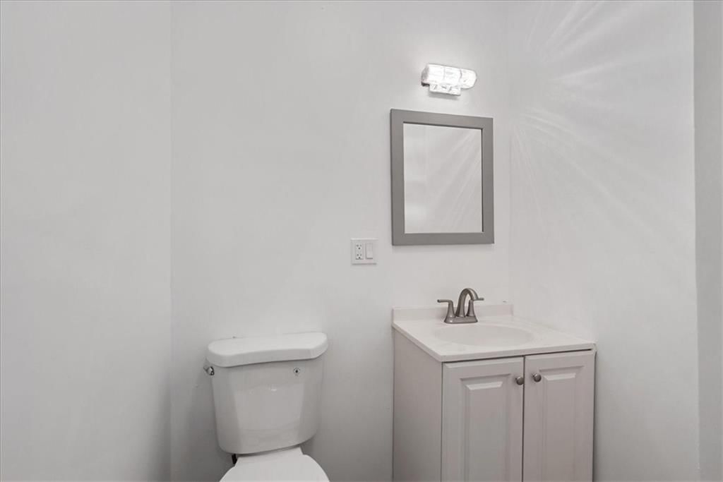125 S Cambell Street — photo 16