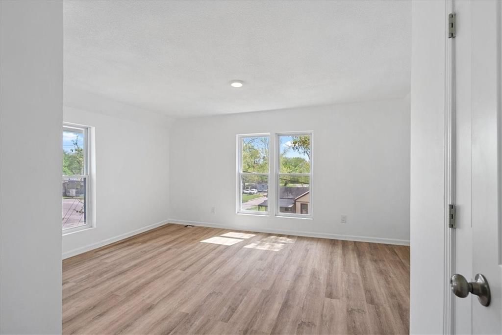 125 S Cambell Street — photo 18