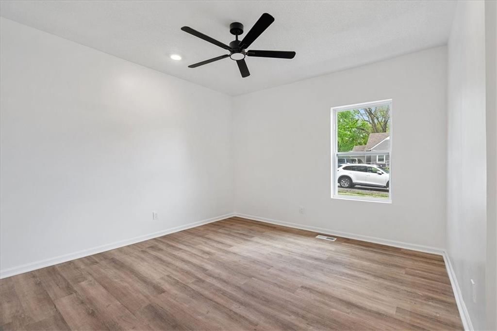 125 S Cambell Street — photo 21