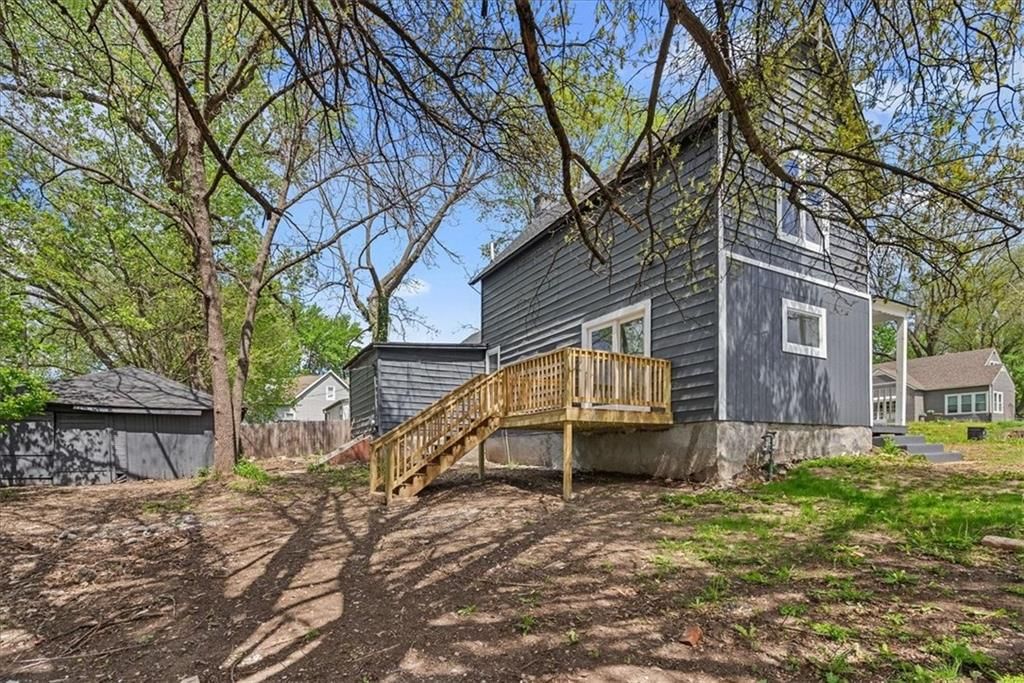 125 S Cambell Street — photo 23