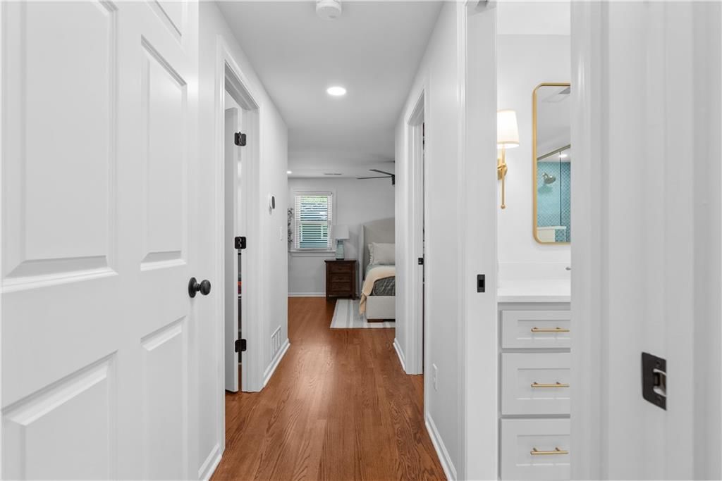 2300 W 103rd Terrace — photo 9