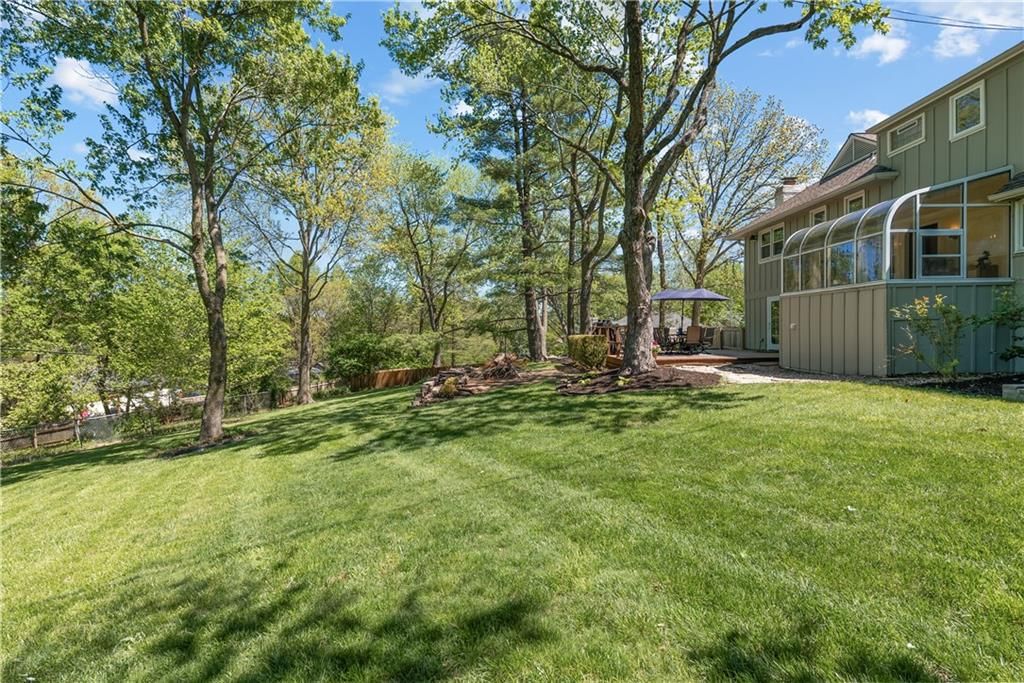 2300 W 103rd Terrace — photo 39
