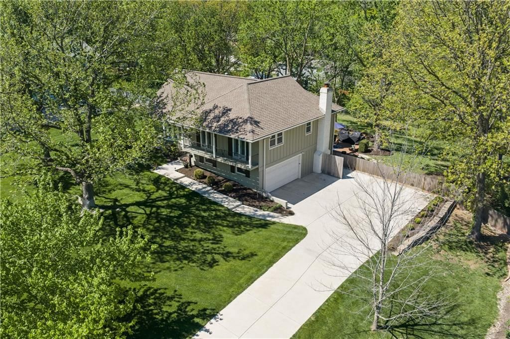 2300 W 103rd Terrace — photo 44