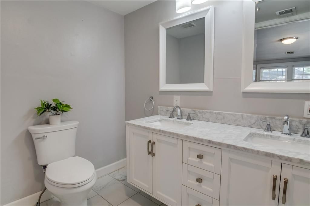 6 E 70th Terrace — photo 18