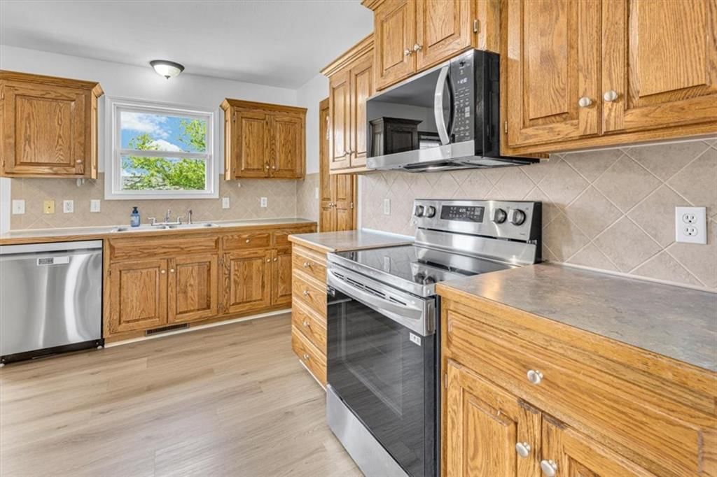 1114 Melody Court — photo 10