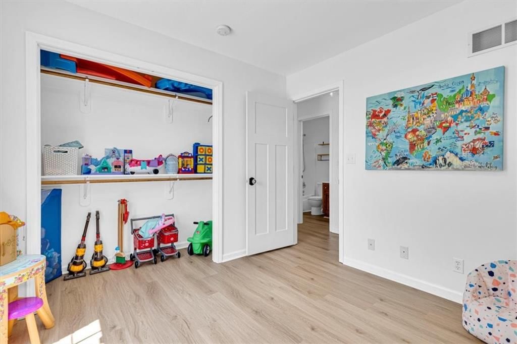 1114 Melody Court — photo 18