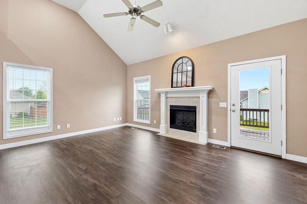 502 Alexandria Court — photo 6
