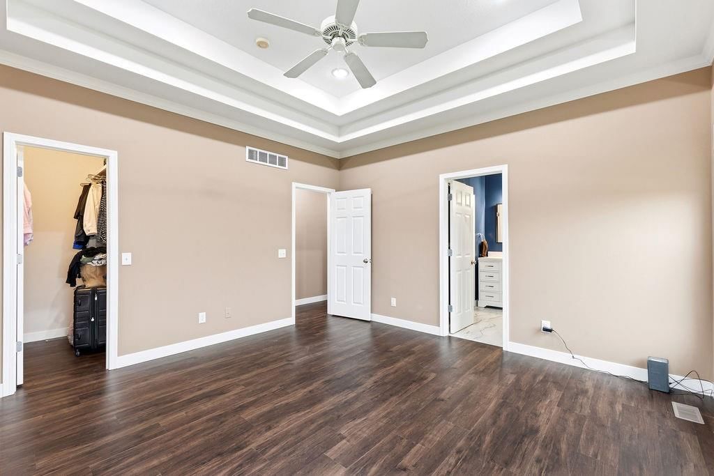 502 Alexandria Court — photo 16