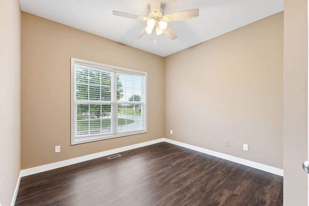 502 Alexandria Court — photo 25