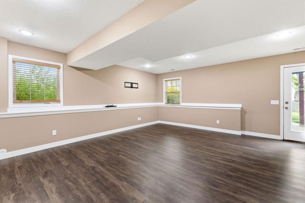 502 Alexandria Court — photo 26