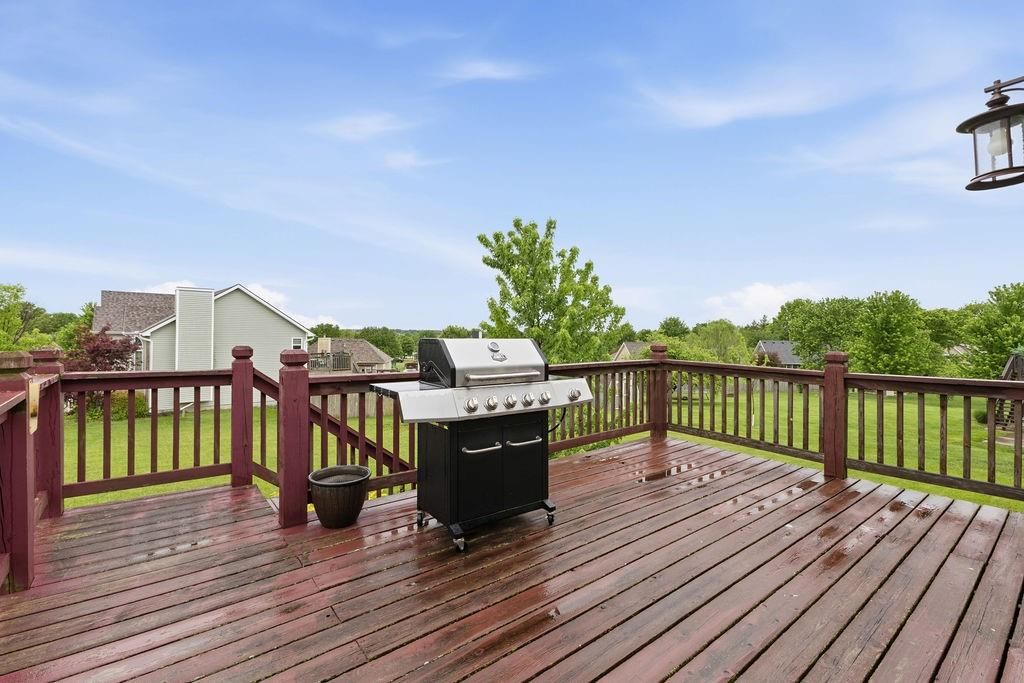502 Alexandria Court — photo 32