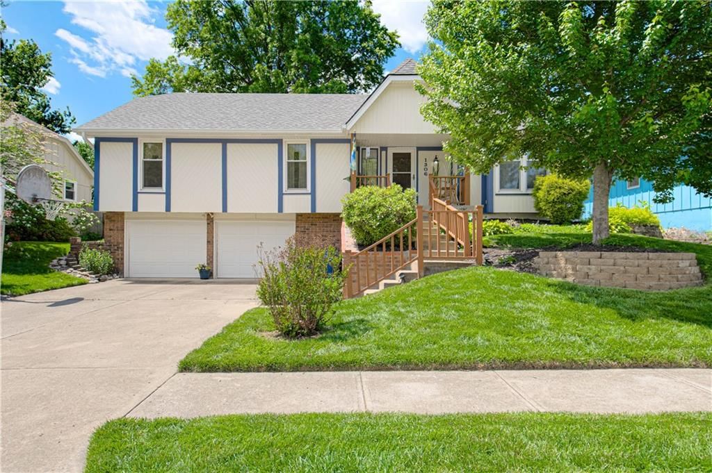 1306 Downing Street, Liberty, MO