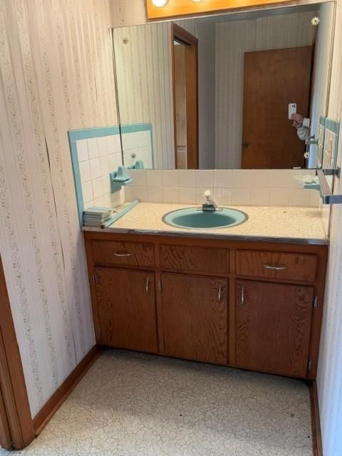 10801 E 64th Terrace — photo 26