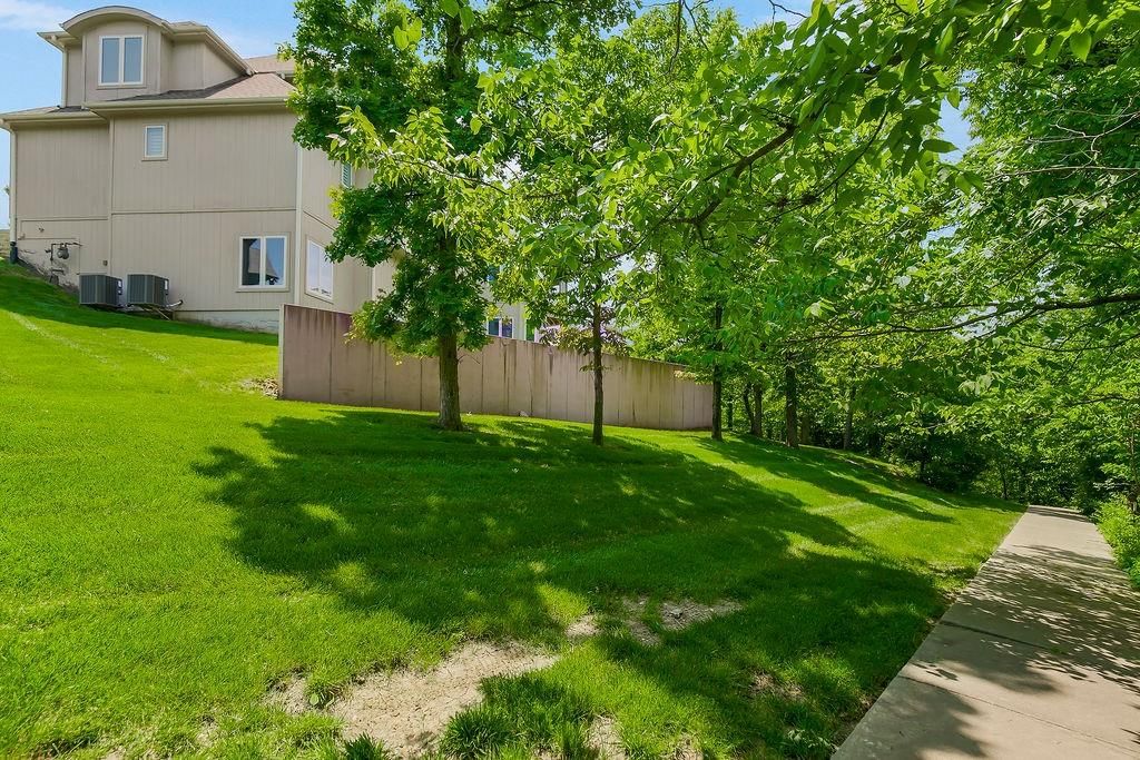 4614 NE Park Springs Court — photo 36