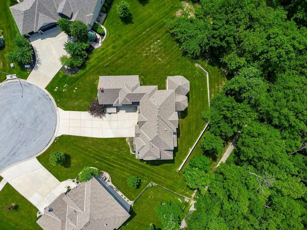 4614 NE Park Springs Court — photo 41
