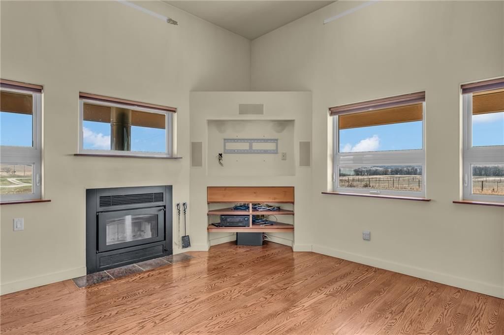 374 N 750 & 5 Parcels Road — photo 13