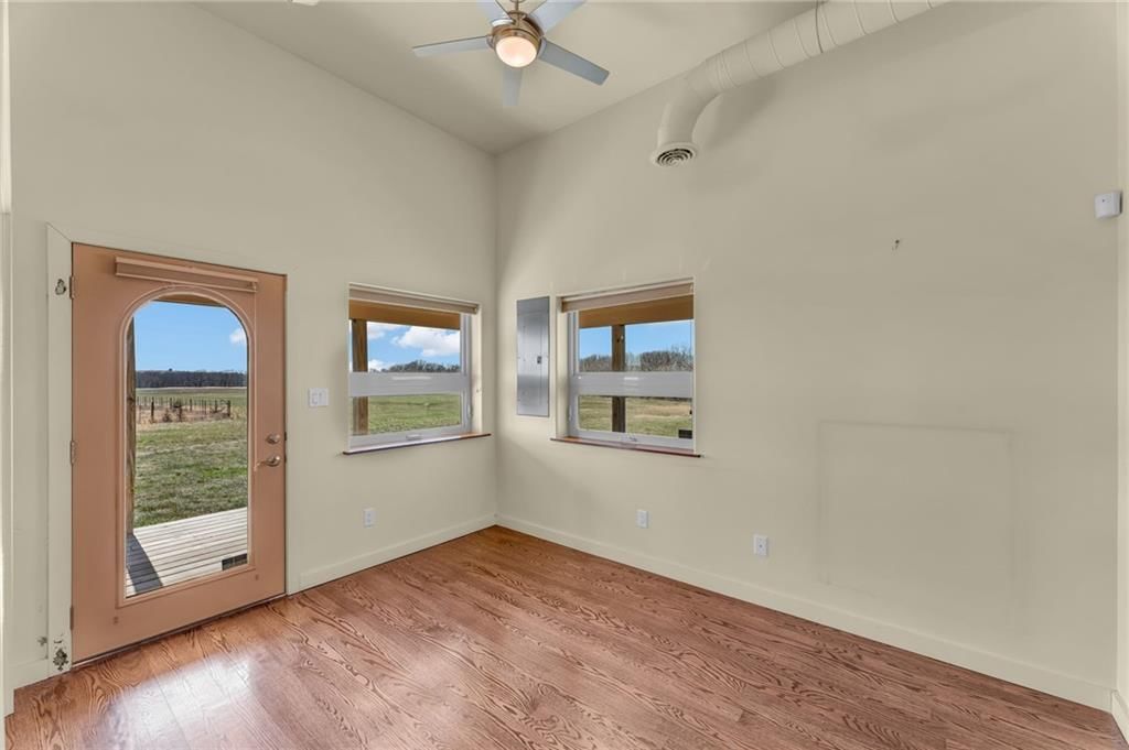 374 N 750 & 5 Parcels Road — photo 22