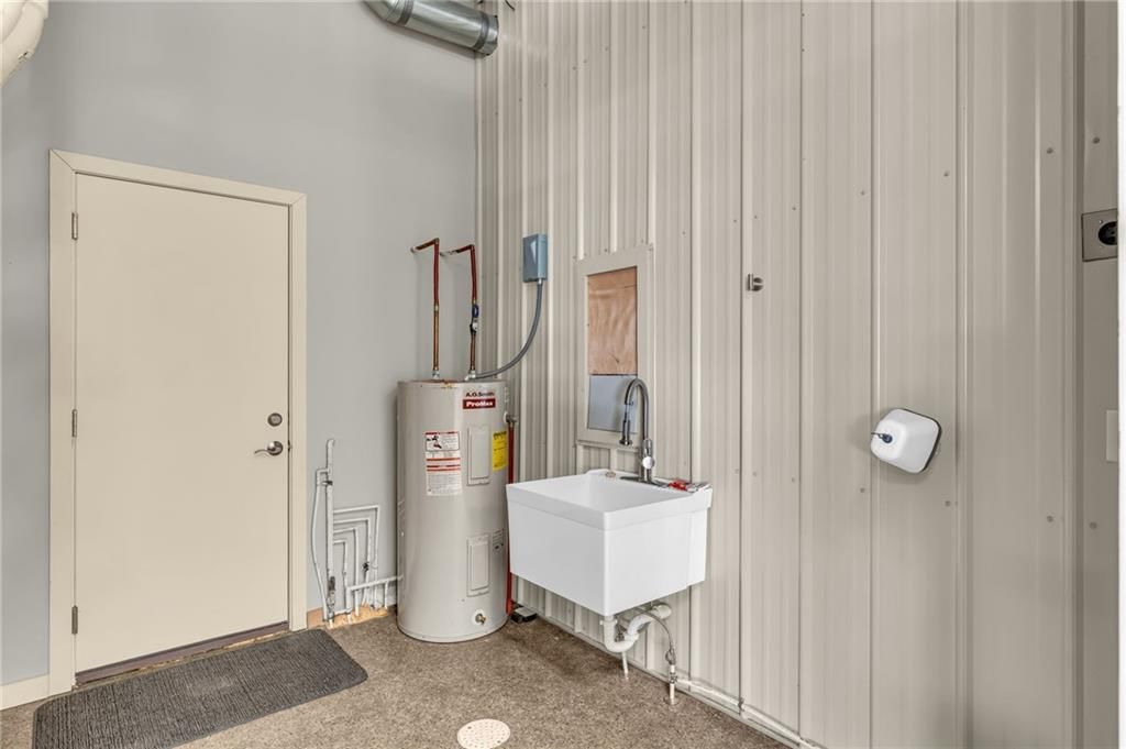 374 N 750 & 5 Parcels Road — photo 32