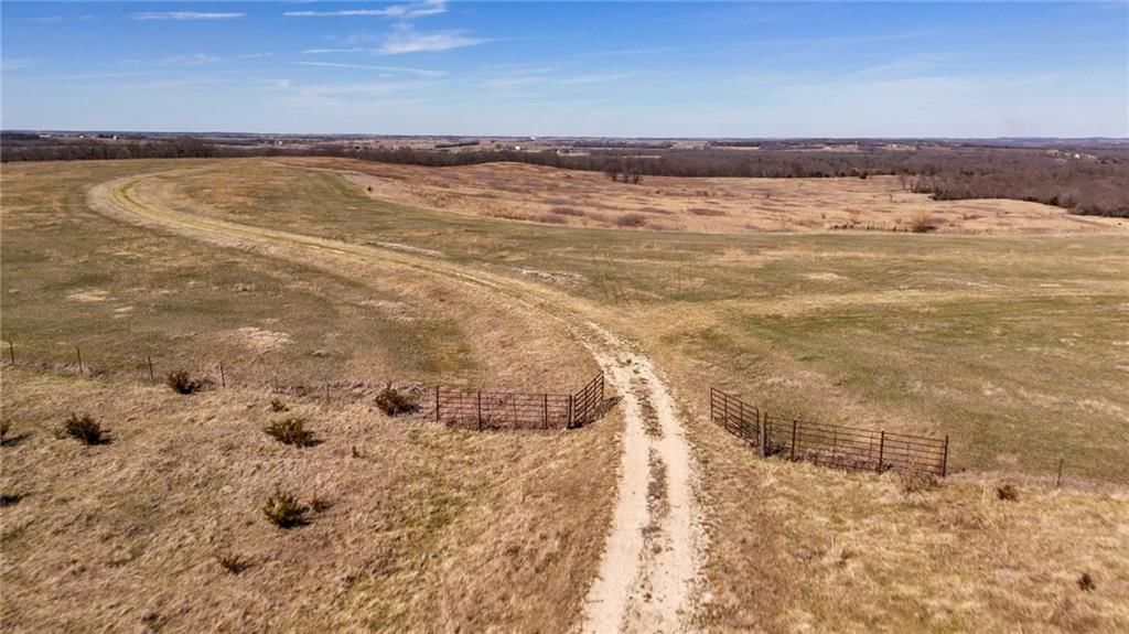 374 N 750 & 5 Parcels Road — photo 74