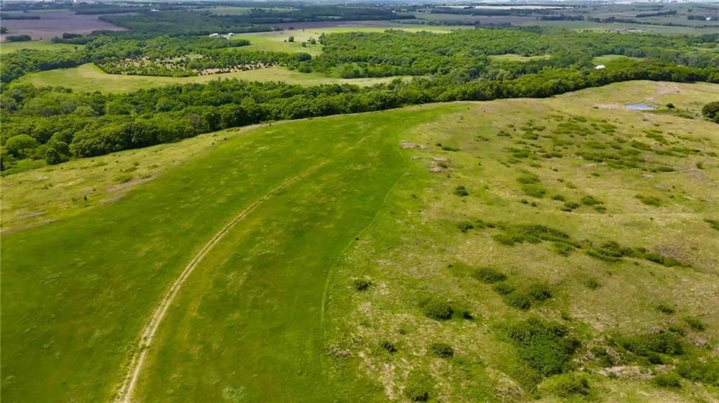 240 Acres M/L N 750 Road — photo 8
