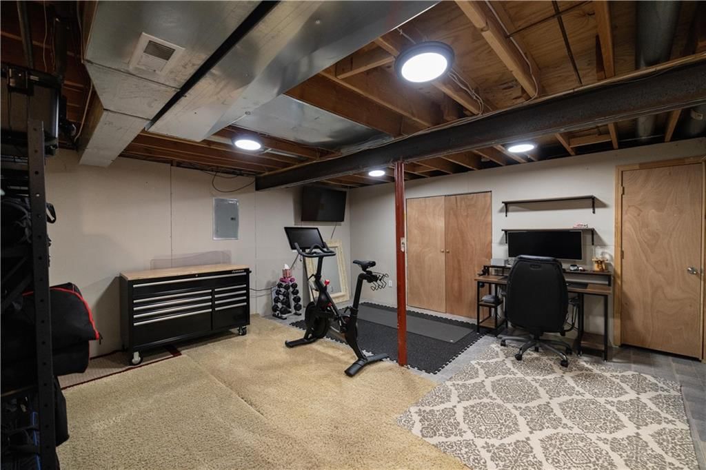 11907 N Holmes Court — photo 21