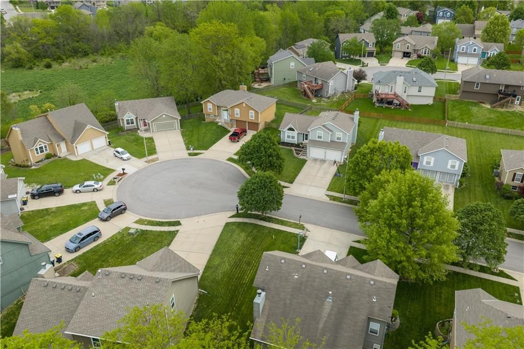 11907 N Holmes Court — photo 28