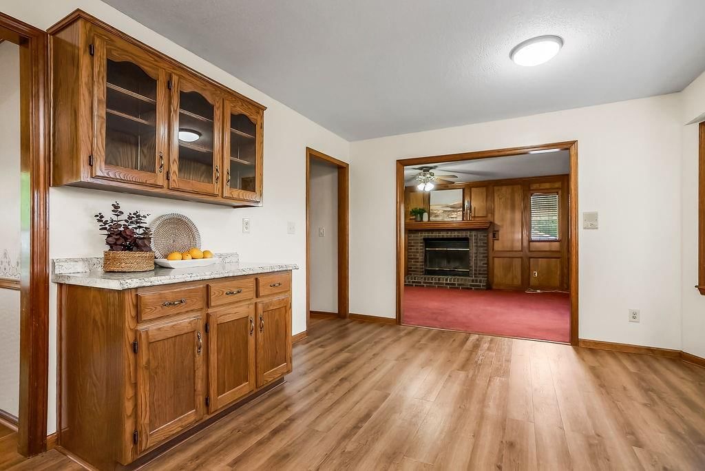 639 NE Bordner Drive — photo 10