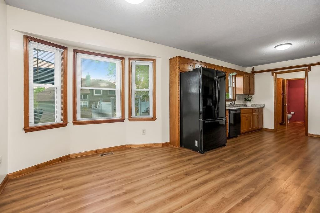 639 NE Bordner Drive — photo 11