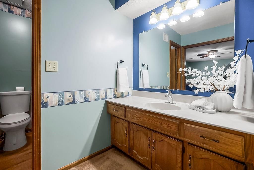 639 NE Bordner Drive — photo 21